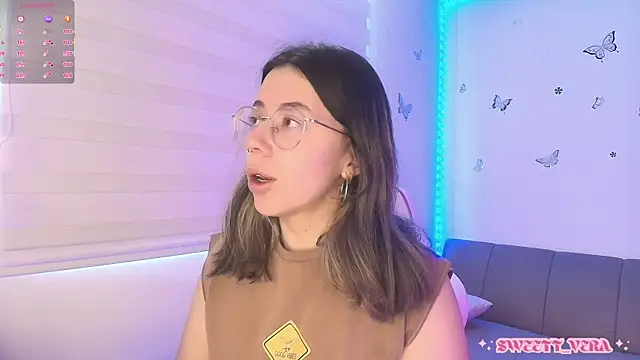 Snapshot of sweettvera chatting on May 5, 12:46 pm sweettvera online show from May 5, 12:46 pm