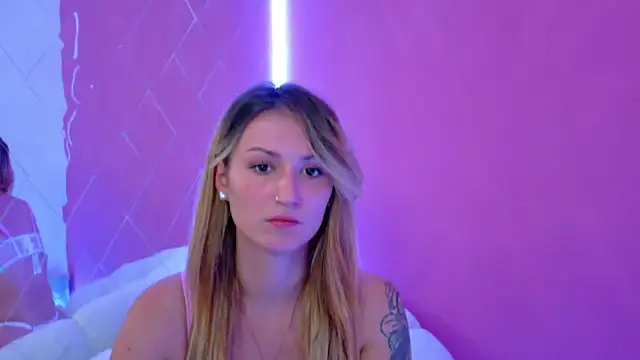 Anaayss  online show from October 3, 5:04 am