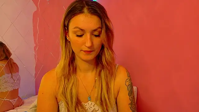 Anaayss  online show from October 14, 4:57 am