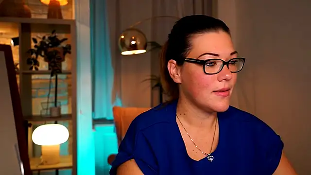 Snapshot of mrs_fllowerr chatting on October 8, 4:26 pm mrs fllowerr online show from October 8, 4:26 pm