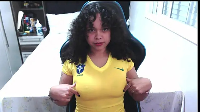 sweetamy326 online show from June 19, 10:02 pm