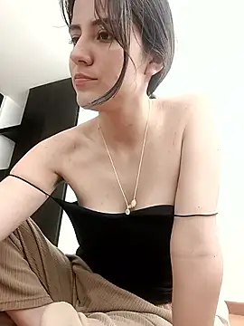 annroussse online show from October 20, 6:08 pm