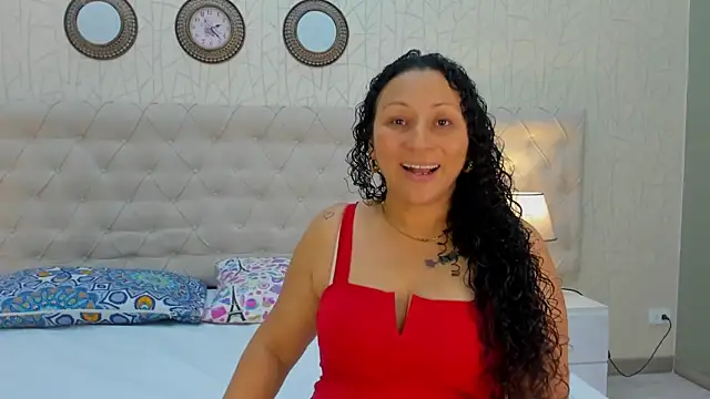 VaniaRose online show from November 29, 1:14 pm