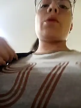 Mia-love-03 online show from October 2, 8:49 pm