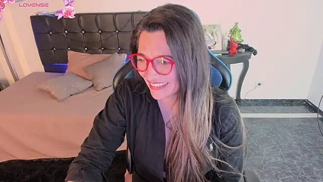 Hanna MA online show from November 22, 11:37 pm