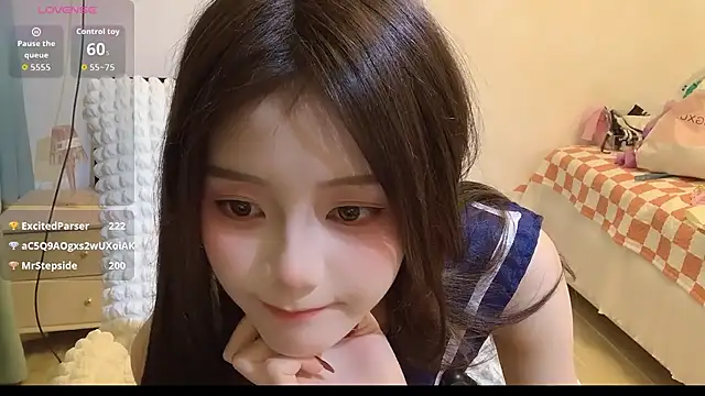 Snapshot of Ximei-O chatting on December 13, 7:53 pm Ximei-O online show from December 13, 7:53 pm