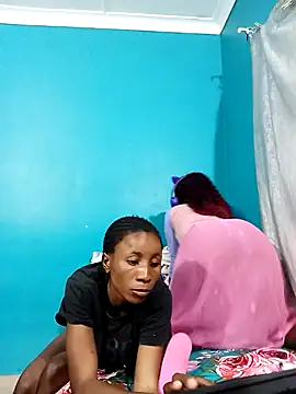 HotPetite 25 online show from December 4, 1:31 pm