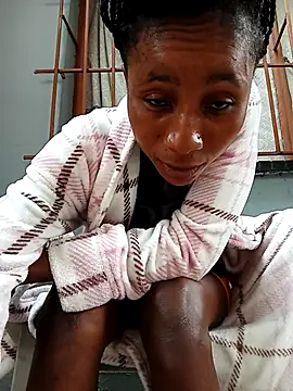 HotPetite 25 online show from January 17, 12:10 pm