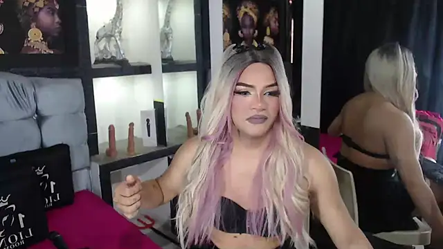 Sophia hott01 online show from November 3, 12:28 pm