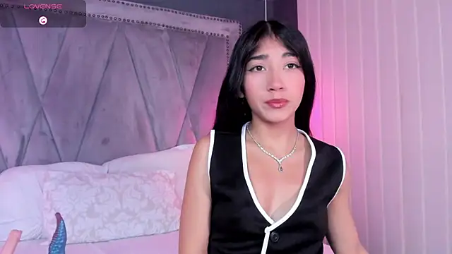 Snapshot of Mariana_Kalo chatting on November 16, 11:27 am Mariana Kalo online show from November 16, 11:27 am