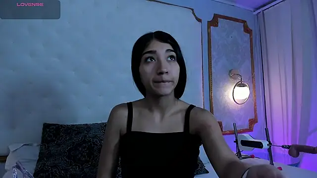 Snapshot of Mariana_Kalo chatting on December 3, 10:57 am Mariana Kalo online show from December 3, 10:57 am