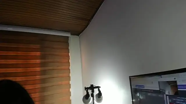 Antonela vargas online show from December 15, 12:09 pm