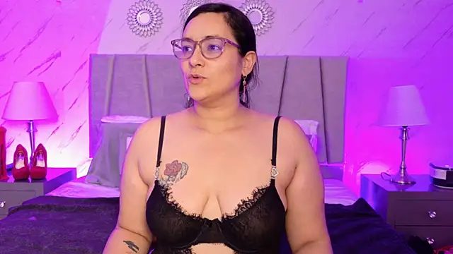 Michell Monet online show from June 7, 11:58 am