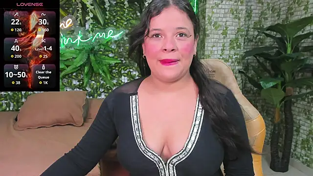 SofiaaBigBoobs online show from October 7, 12:13 pm