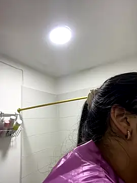 IsabellaJoness  online show from November 5, 11:10 am