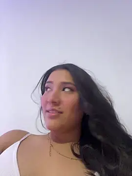 IsabellaJoness  online show from March 26, 9:53 pm