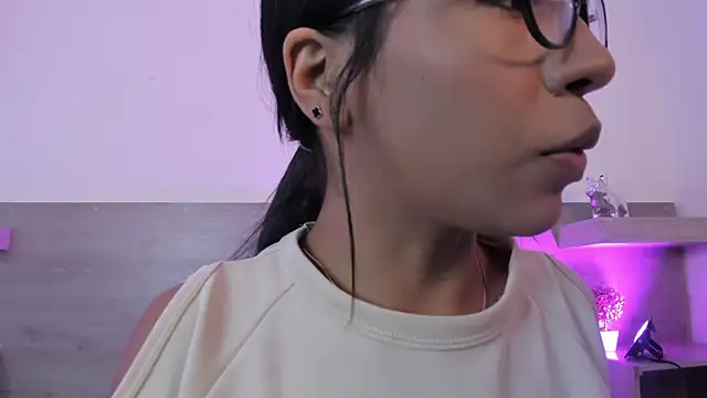 Snapshot of Ivana_Hall chatting on October 8, 8:06 pm Ivana Hall online show from October 8, 8:06 pm