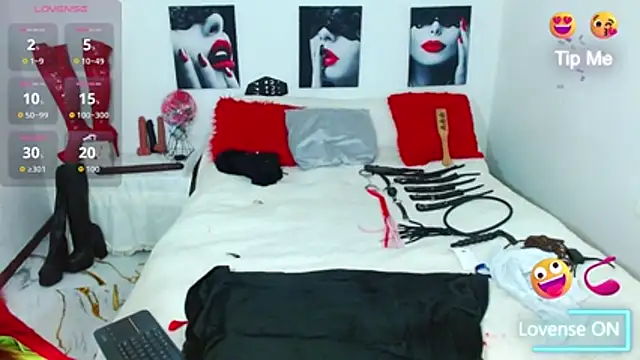 mylygrey online show from July 22, 3:04 pm