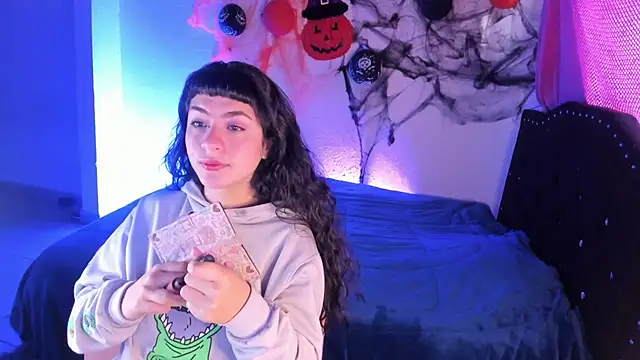 Snapshot of kitty__chs chatting on November 7, 11:21 am kitty chs online show from November 7, 11:21 am