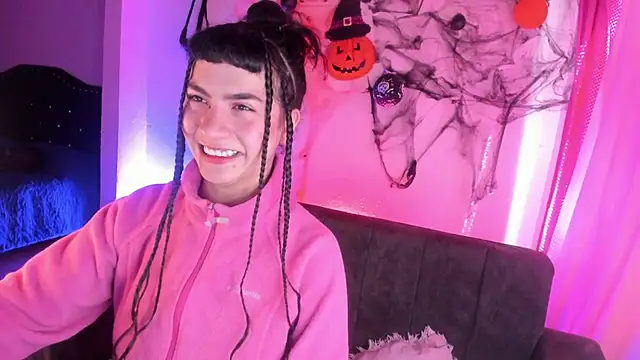 Snapshot of kitty__chs chatting on November 13, 12:37 pm kitty chs online show from November 13, 12:37 pm