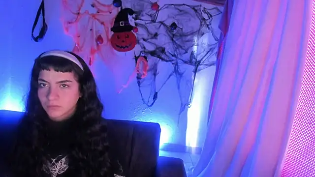 Snapshot of kitty__chs chatting on November 22, 1:10 pm kitty chs online show from November 22, 1:10 pm