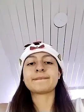 lala clark online show from December 19, 8:27 pm