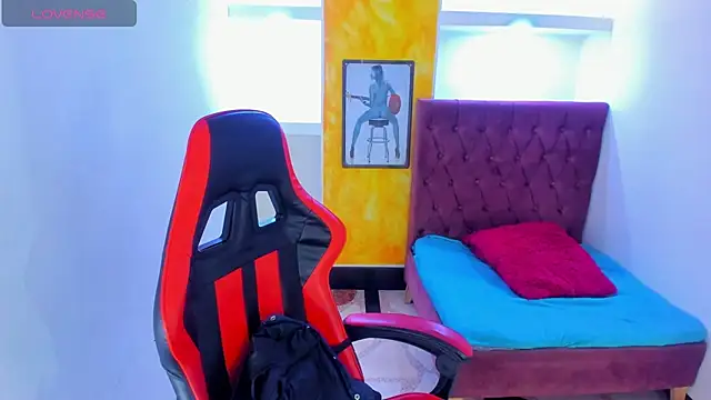 lala clark online show from January 8, 8:44 pm