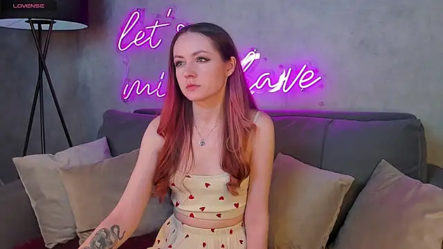 Snapshot of Berta_Kelly chatting on November 8, 1:28 am Berta Kelly online show from November 8, 1:28 am