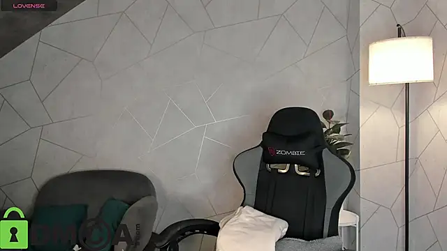 Snapshot of Berta_Kelly chatting on November 11, 1:05 am Berta Kelly online show from November 11, 1:05 am