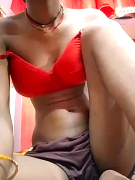Snapshot of Cuty_kinjal chatting on May 31, 4:03 pm Cuty kinjal online show from May 31, 4:03 pm