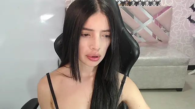 Snapshot of cynthia_ch chatting on November 2, 3:42 am cynthia ch online show from November 2, 3:42 am