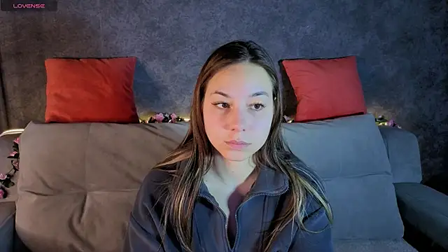 Al1ice Moures online show from December 4, 1:26 am