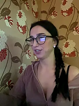 Snapshot of Alpha-XX chatting on January 7, 4:42 pm Alpha-XX online show from January 7, 4:42 pm