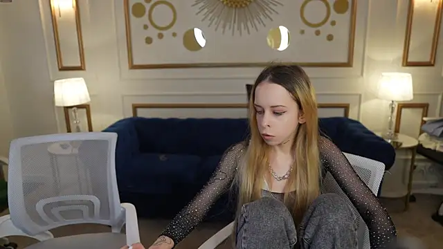 Luchi Sun online show from December 3, 11:19 am