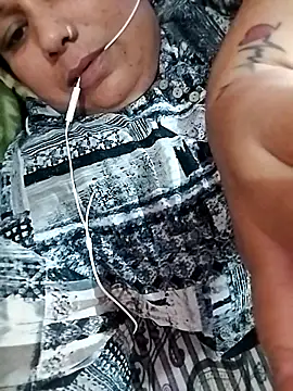 Snapshot of Punjabi_Jatni chatting on October 24, 5:20 pm Punjabi Jatni online show from October 24, 5:20 pm