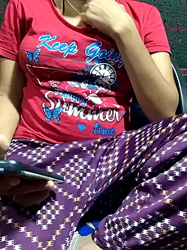 Snapshot of telugu_modal_divya chatting on March 19, 6:39 am telugu modal divya online show from March 19, 6:39 am