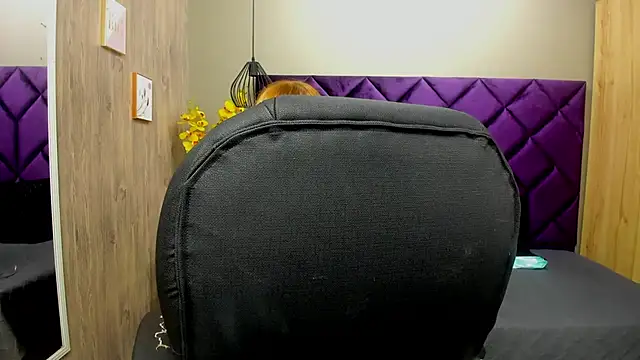 Snapshot of ChloeCampbell03 chatting on September 28, 12:54 pm ChloeCampbell03 online show from September 28, 12:54 pm