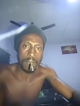 Snapshot of FilmableAntonym chatting on December 2, 1:11 am FilmableAntonym online show from December 2, 1:11 am