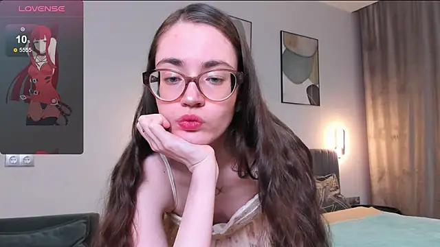 bellacatlovesmeat online show from October 12, 7:02 pm