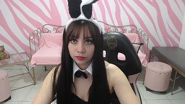 Snapshot of saabrina_ chatting on September 26, 1:59 pm saabrina online show from September 26, 1:59 pm