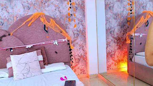 Snapshot of Aliss_Star chatting on October 28, 12:09 pm Aliss Star online show from October 28, 12:09 pm