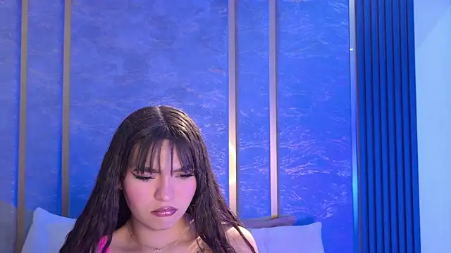 Samantha Hans online show from February 7, 8:34 pm