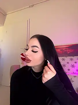 TiaBelle online show from January 10, 6:09 pm