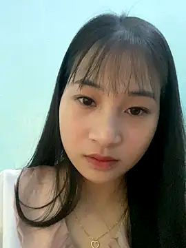emvy-xinh04 online show from September 25, 6:06 am