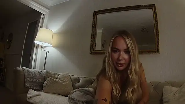 BarbieDolly x online show from September 28, 12:38 am