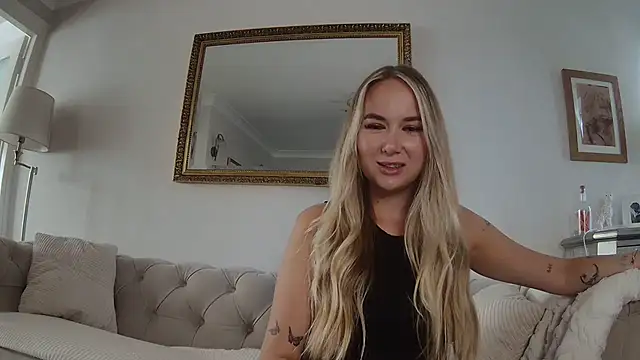 BarbieDolly x online show from September 30, 1:27 pm