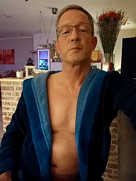 TommyTom76 online show from February 14, 10:06 pm