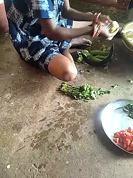 Snapshot of ARTIR1 chatting on October 18, 3:20 am ARTIR1 online show from October 18, 3:20 am