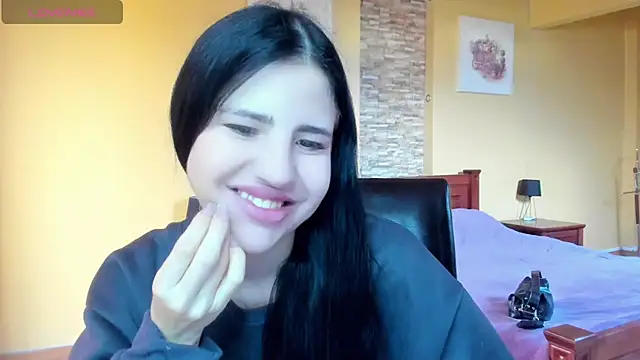 Malibu J online show from November 18, 8:30 am