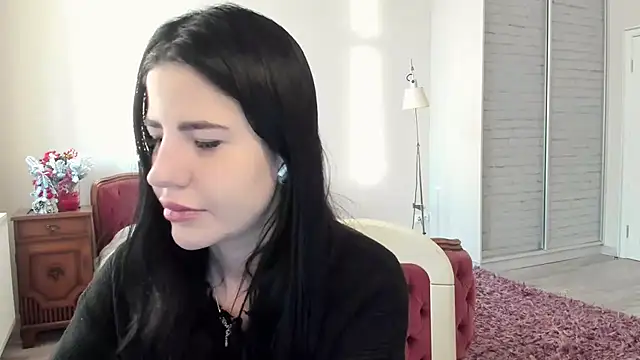 Malibu J online show from December 15, 6:50 am